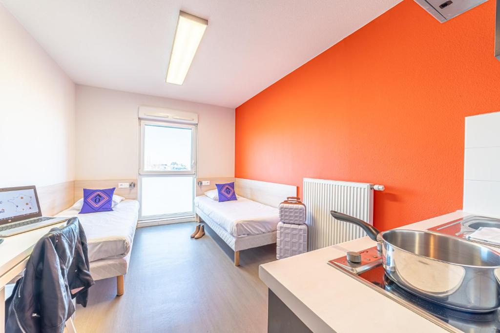 
Studio Apartment - Twin
