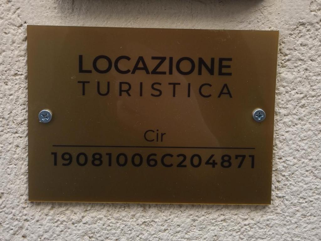 CASA QUIDERA LOCAZIONE TURISTICA / AFFITTI BREVI