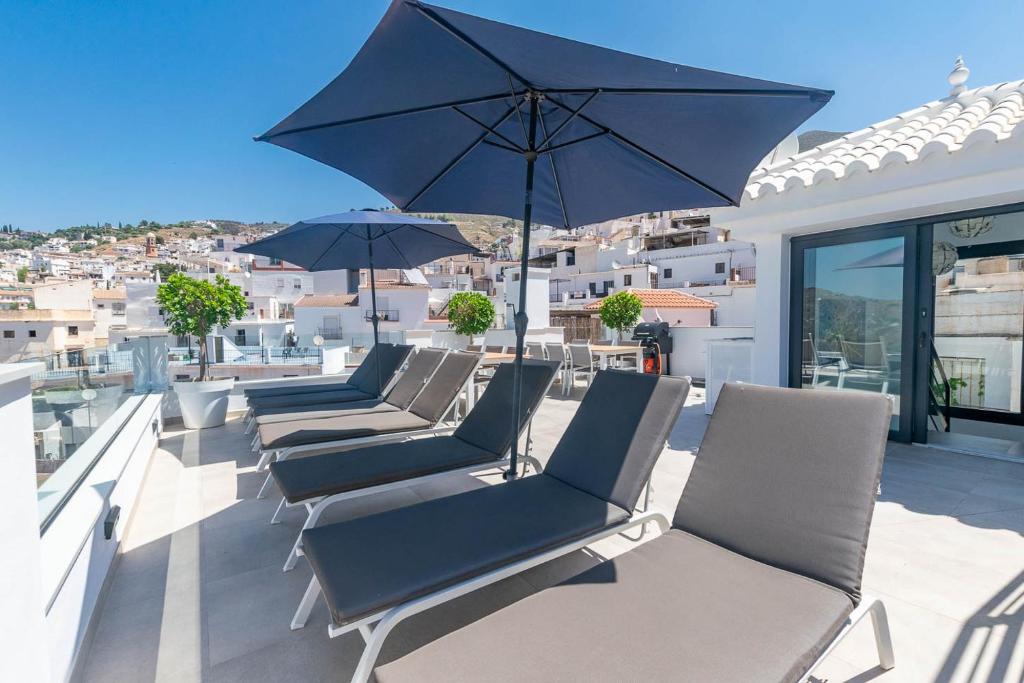 Balkón nebo terasa v ubytování Luxury apartment
