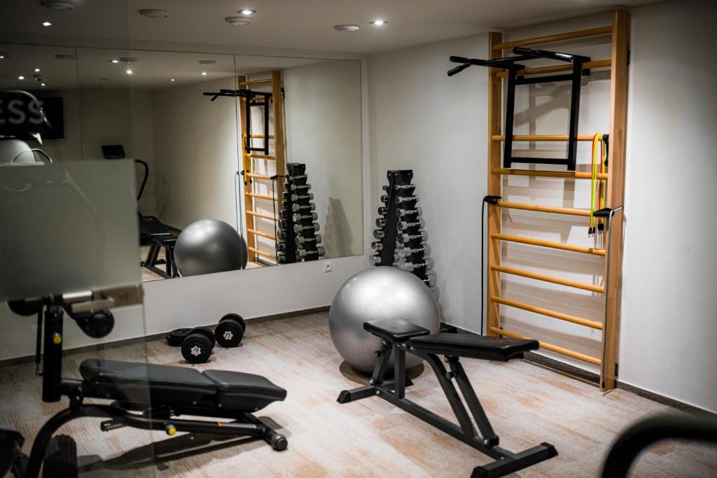 Posilňovňa alebo fitness centrum v ubytovaní Šport Hotel *** Donovaly