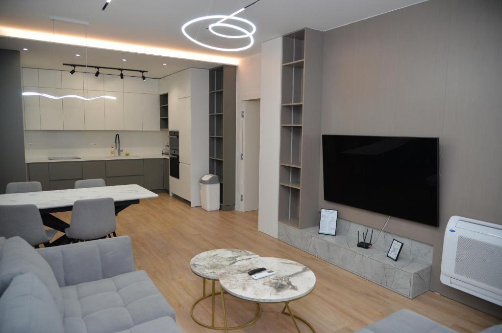 Hera Tirana Suite Deluxe - Imazhi 9