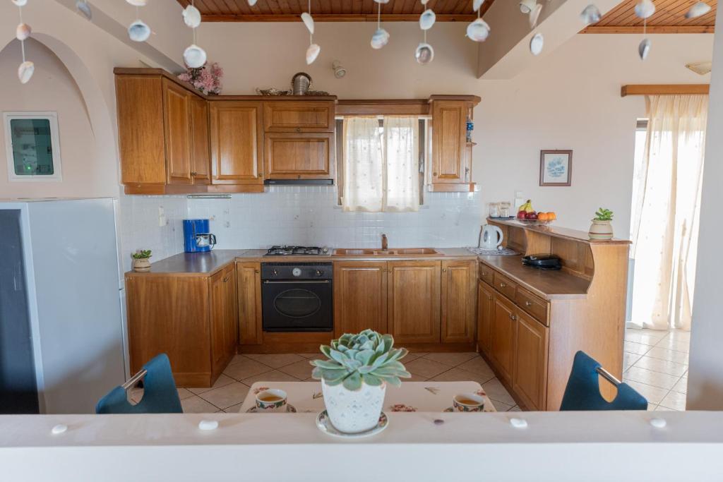 Kuchyň nebo kuchyňský kout v ubytování Ocean Breeze Apartment