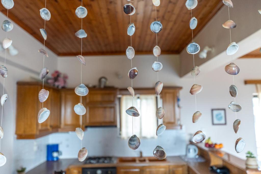 Kuchyň nebo kuchyňský kout v ubytování Ocean Breeze Apartment