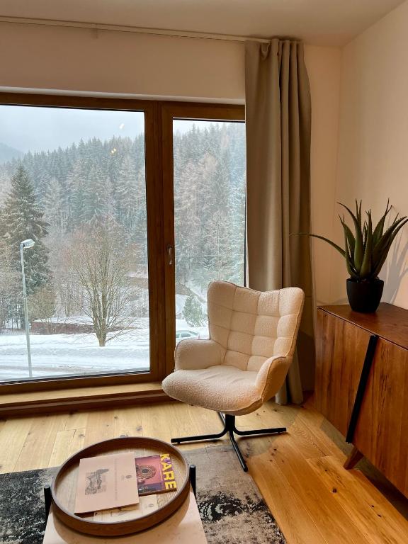 Golden Ridge Apartments - 2