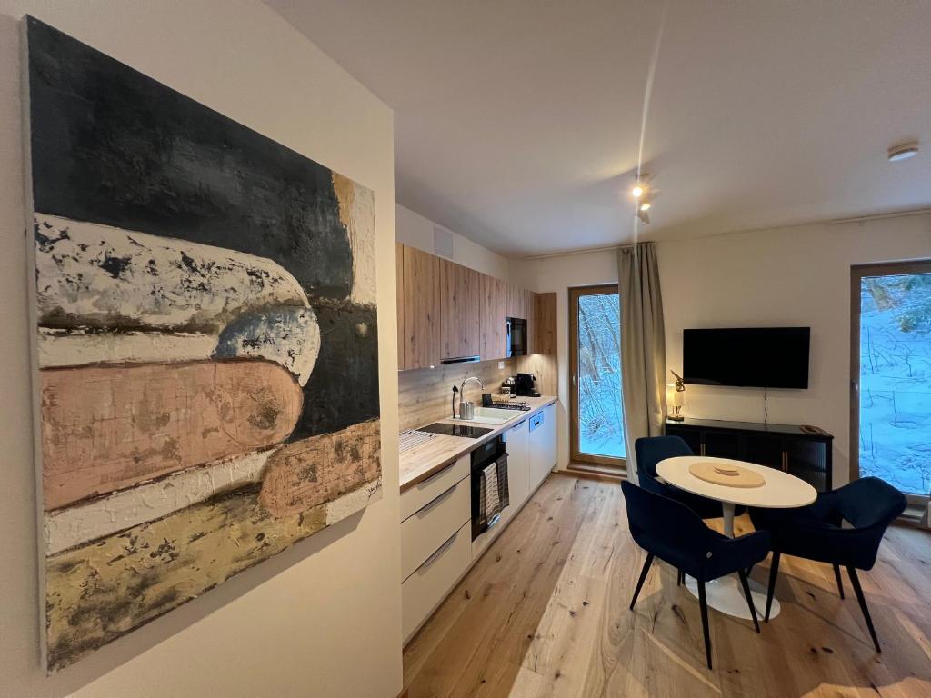 Golden Ridge Apartments - 15