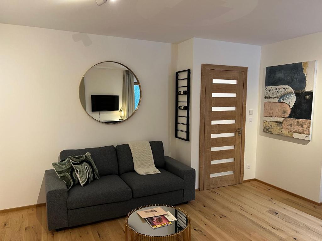 Golden Ridge Apartments - 14