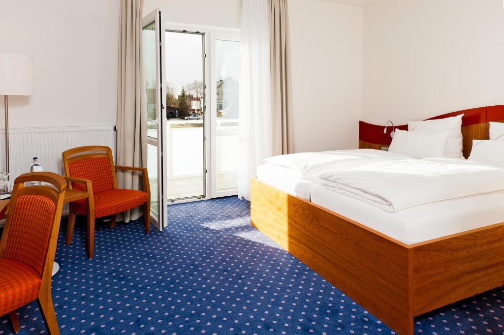 Komforthotel Butjadinger Tor - Single Room