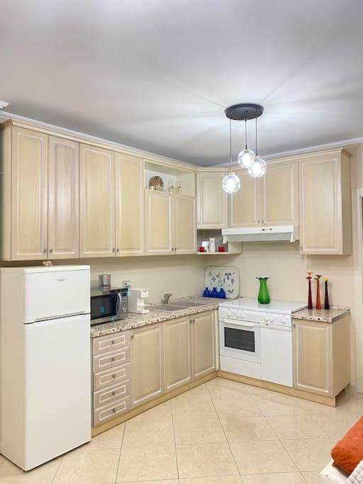 2-bedroom condo in Tirana - Imazhi 4