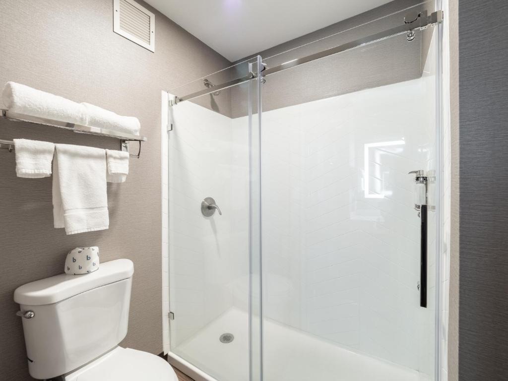 Baymont by Wyndham Anderson - Studio Suite With Two Queen Beds - Non-Smoking