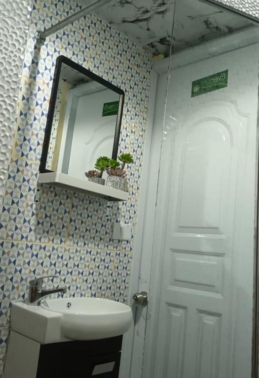 Koupelna v ubytování APARTAMENTOS DE 1 2 Y 3 HABITACIONEs