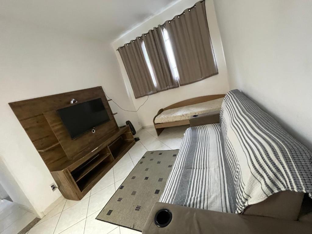 Ένα ή περισσότερα κρεβάτια σε δωμάτιο στο Casa Pelinca 1 quarto