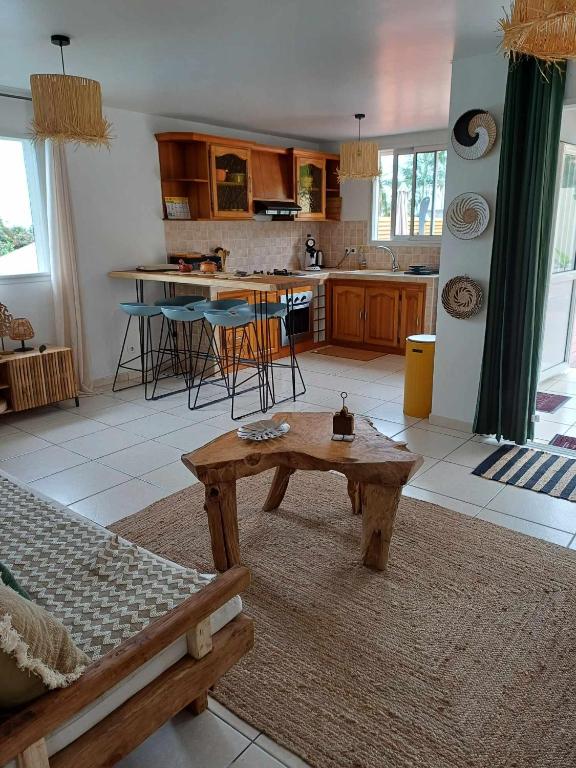 Kuchyň nebo kuchyňský kout v ubytování Ô Licuala Villa
