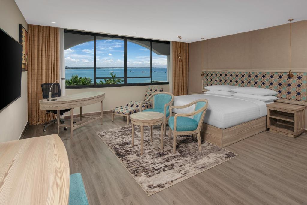 Delta Hotels by Marriott Dar es Salaam - Camera King Superior Con Vista Sull'oceano