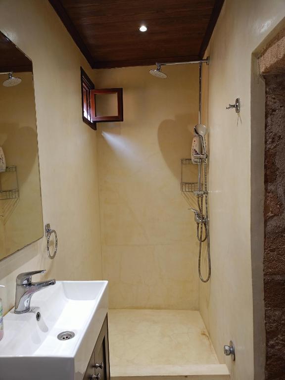 Koupelna v ubytování Kissamitakis Guesthouse
