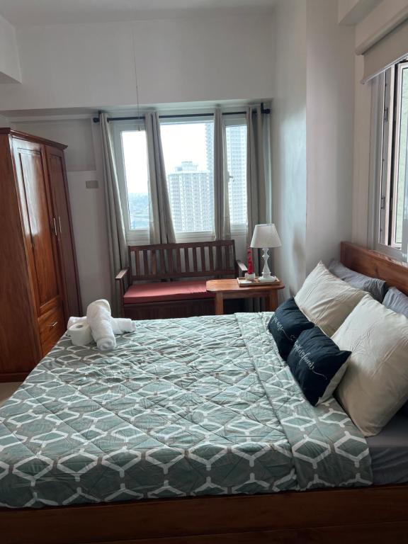 Avery Condo Suite at the Beacon Makati, Manila (updated prices 2024)