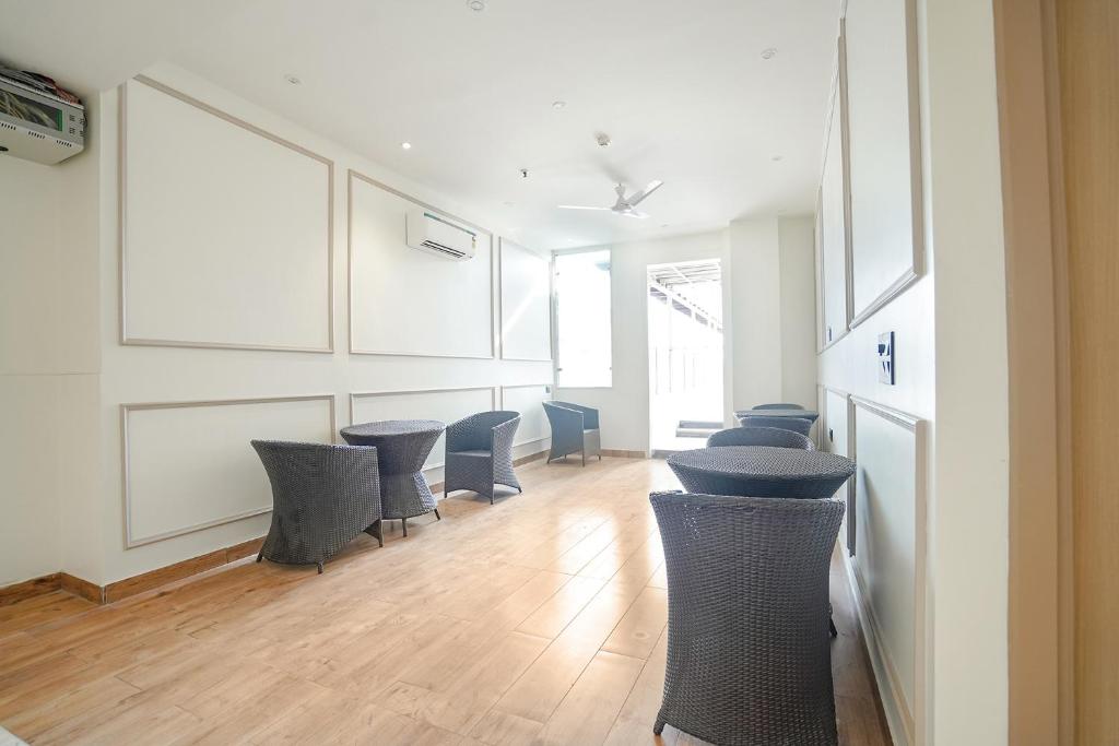 Posezení v ubytování FabHotel Prime IP Indrapuram