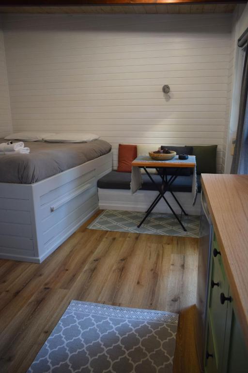 Postel nebo postele na pokoji v ubytování Su Casa Studio