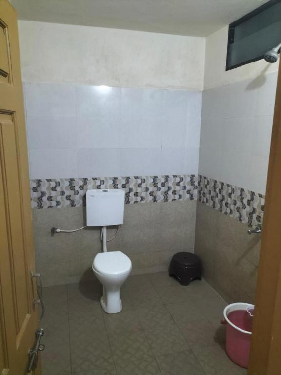 Sri Ganesh Residency - Deluxe Double Room (2 Adultos + 1 Niño)