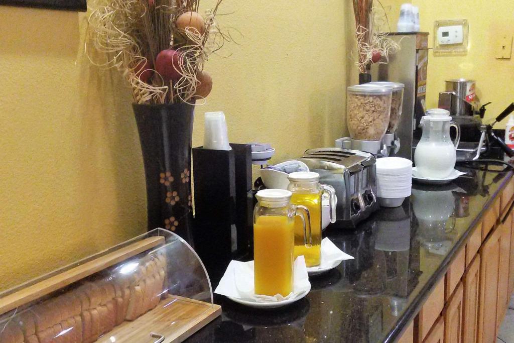 Možnosti snídaně pro hosty v ubytování Econo Lodge