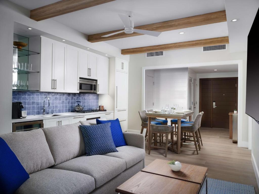Shore House at The Del, LXR Hotels & Resorts - 
