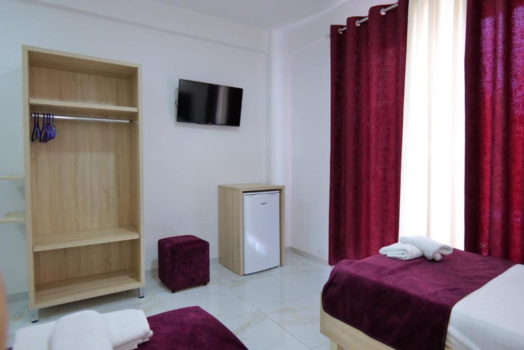 Hotel Vathi - Habitación Gemela Con Balcón