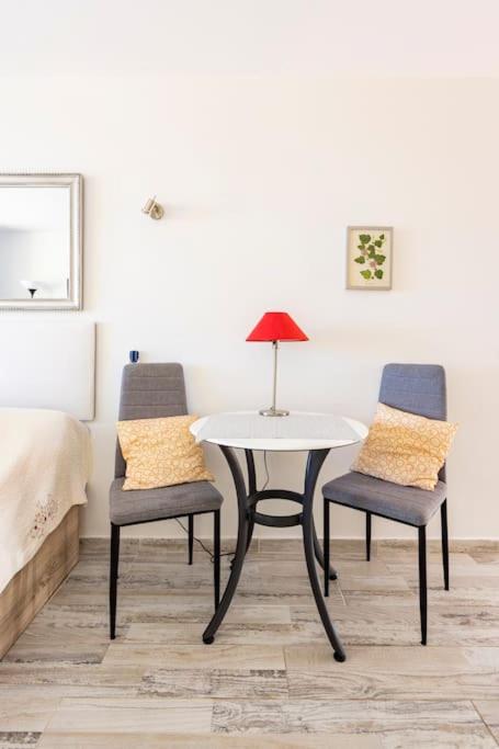 A seating area at Estudio Vistamar La Arena