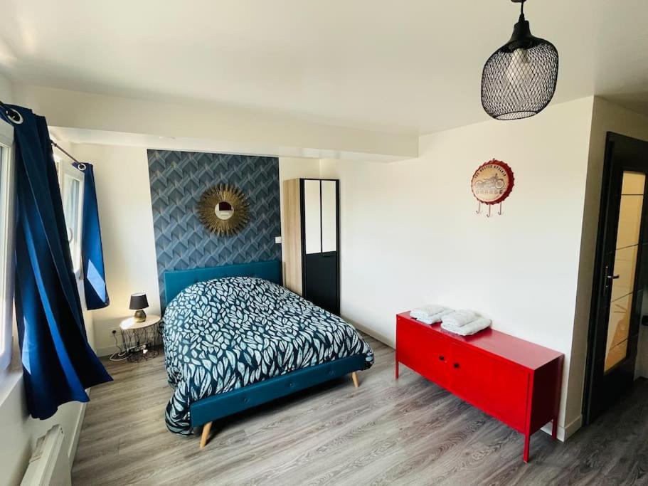 Postel nebo postele na pokoji v ubytování Studio 1 agréable et spacieux à la gare de Lorient
