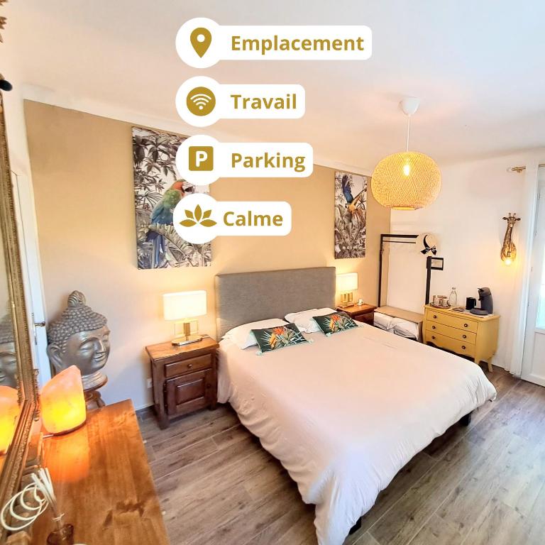Ένα ή περισσότερα κρεβάτια σε δωμάτιο στο Chambre deluxe Olivièr et Pinedo