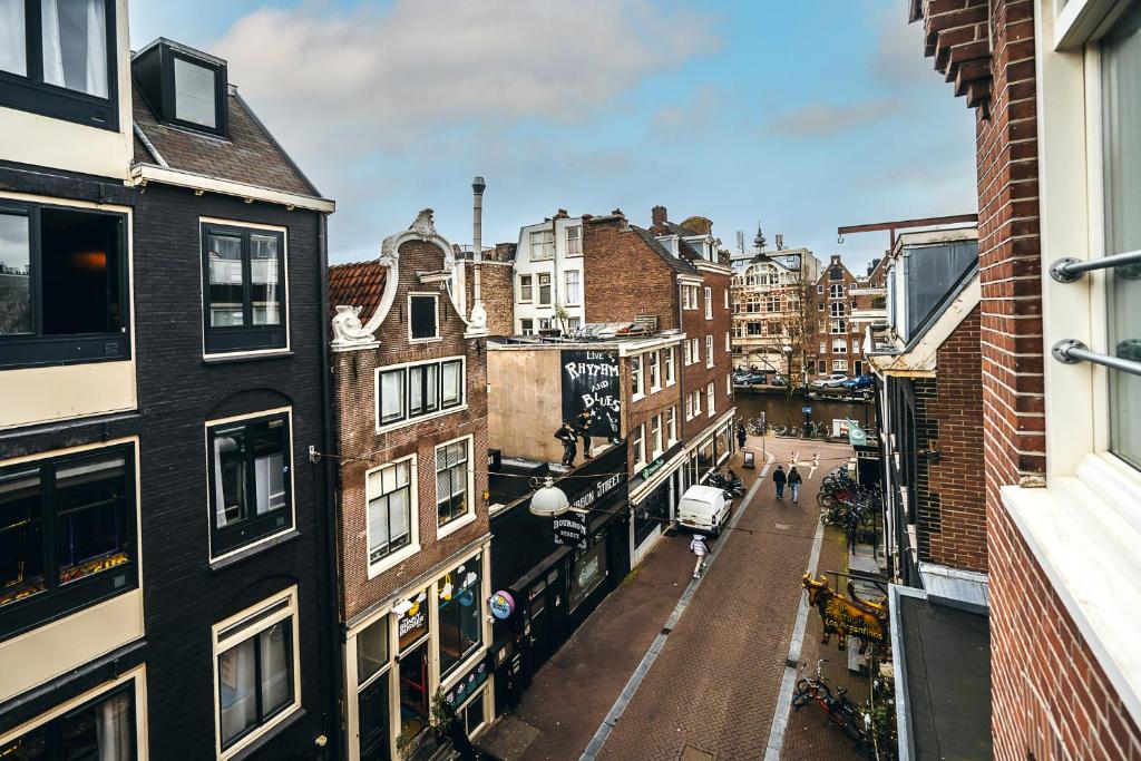 Limehome Amsterdam Leidsekruisstraat - Resim 6