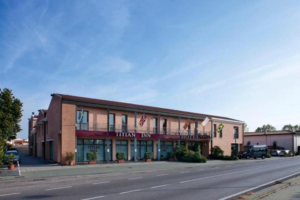 Budova, v ktorej sa hotel nachádza