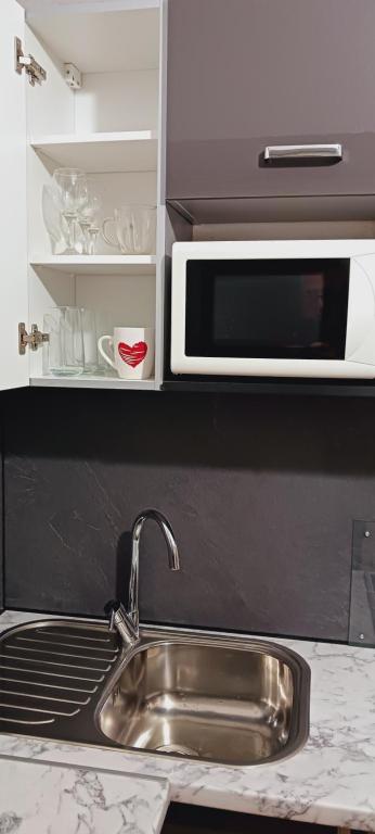 Kuchyňa alebo kuchynka v ubytovaní Studio Apartment Nani Centar