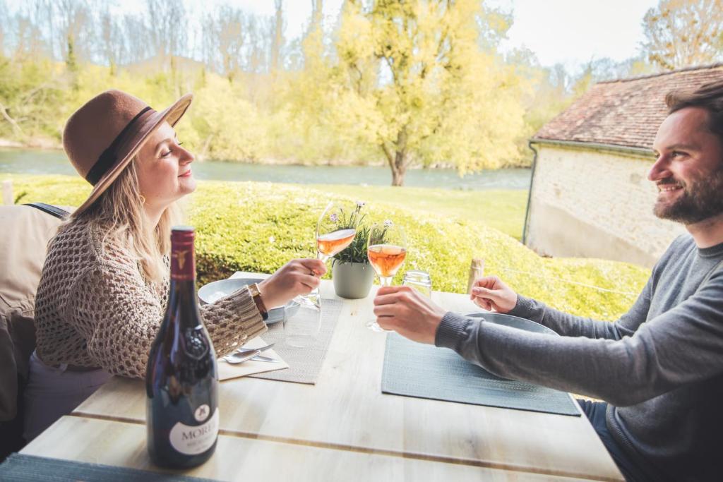 Nápoje v ubytování Logis Hôtel-Restaurant Domaine de Montecristo