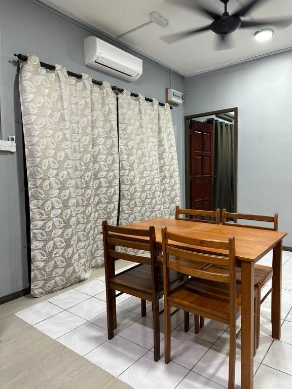Foto dalla galleria di MZ Homestay Tuaran a Tuaran