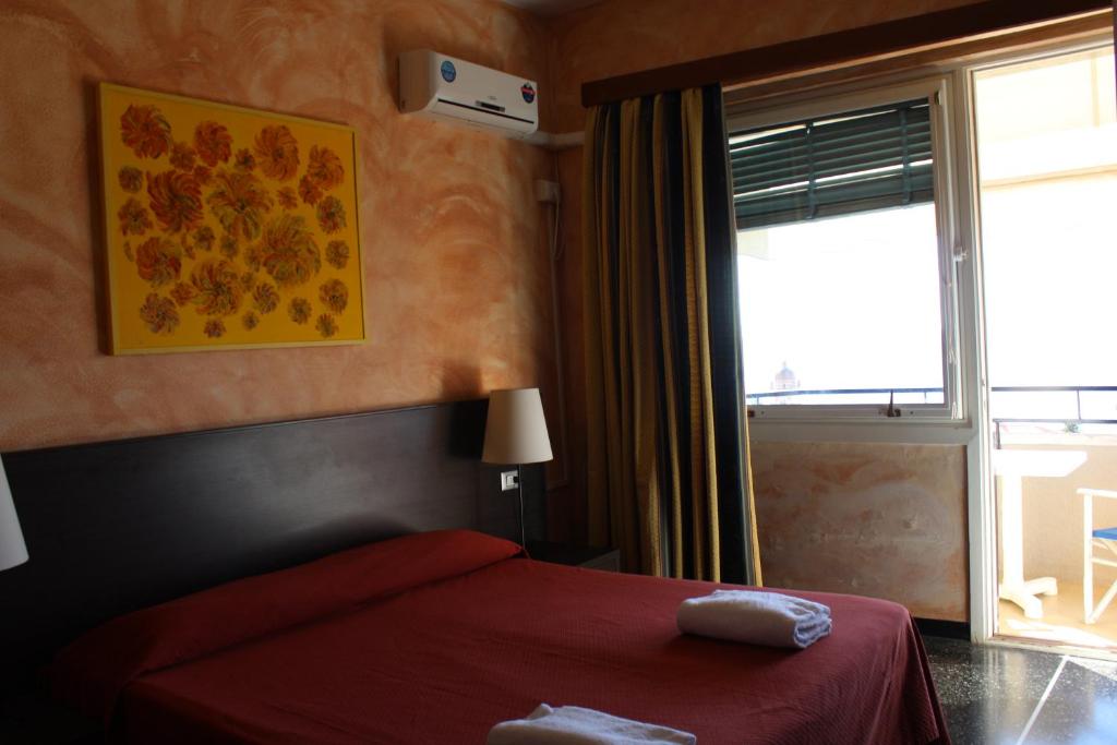 Hotel Palace - Superior Double Room With Balcony And Sea View