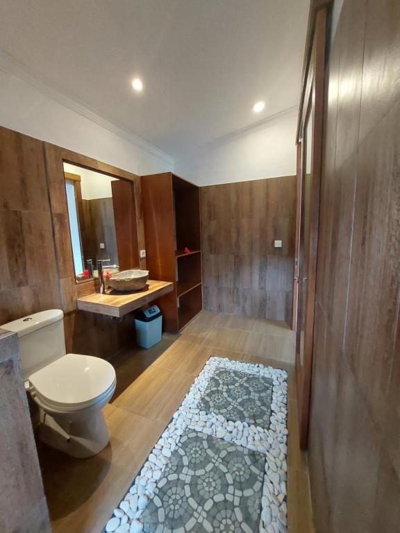 Koupelna v ubytování Prema Shiva Suites and Villas by EPS