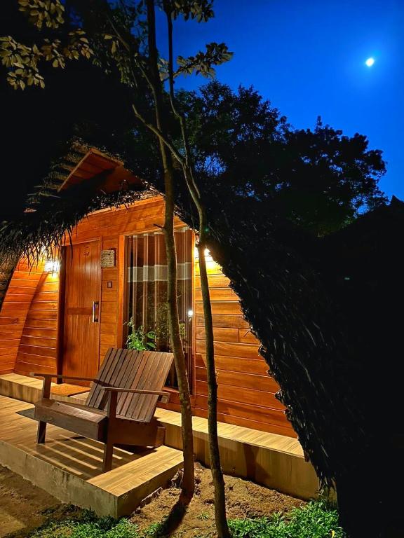 Zahrada ubytování Palmyra Nature Resort Sigiriya