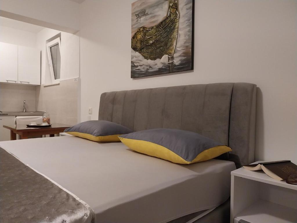 Posedenie v ubytovaní Apartments Rose Loboja