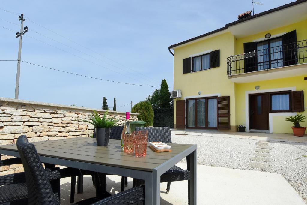 Budynek, w którym mieści się apartament