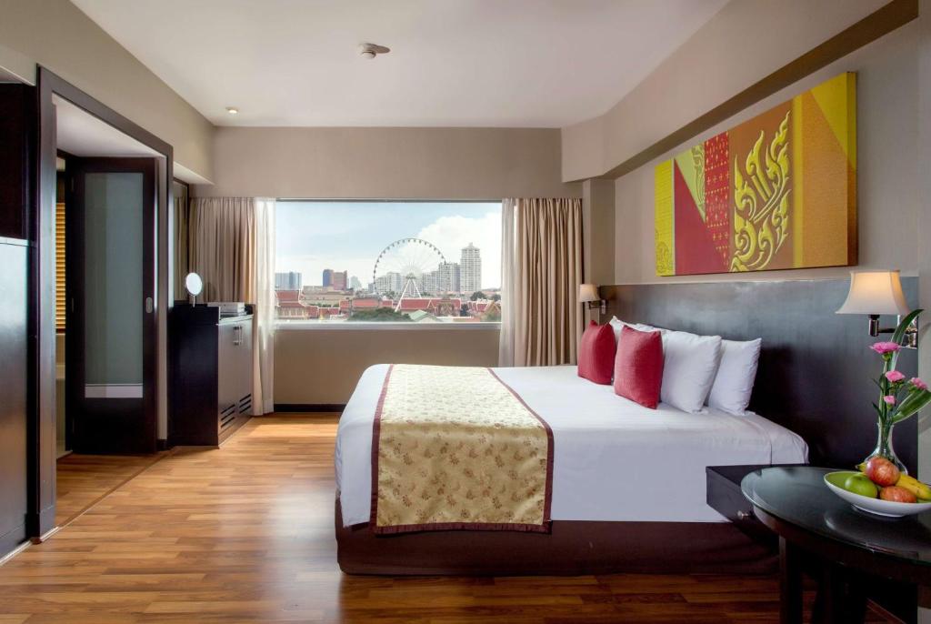 Ramada Plaza by Wyndham Bangkok Menam Riverside - Resim 13