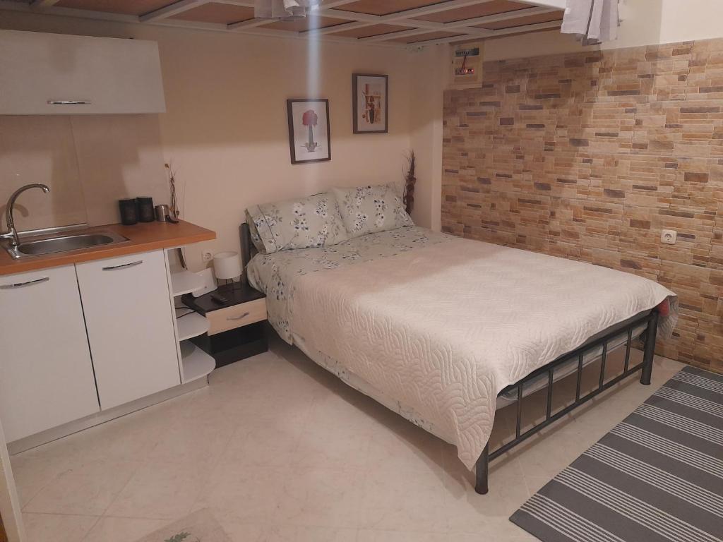Minimal studio! - Housity