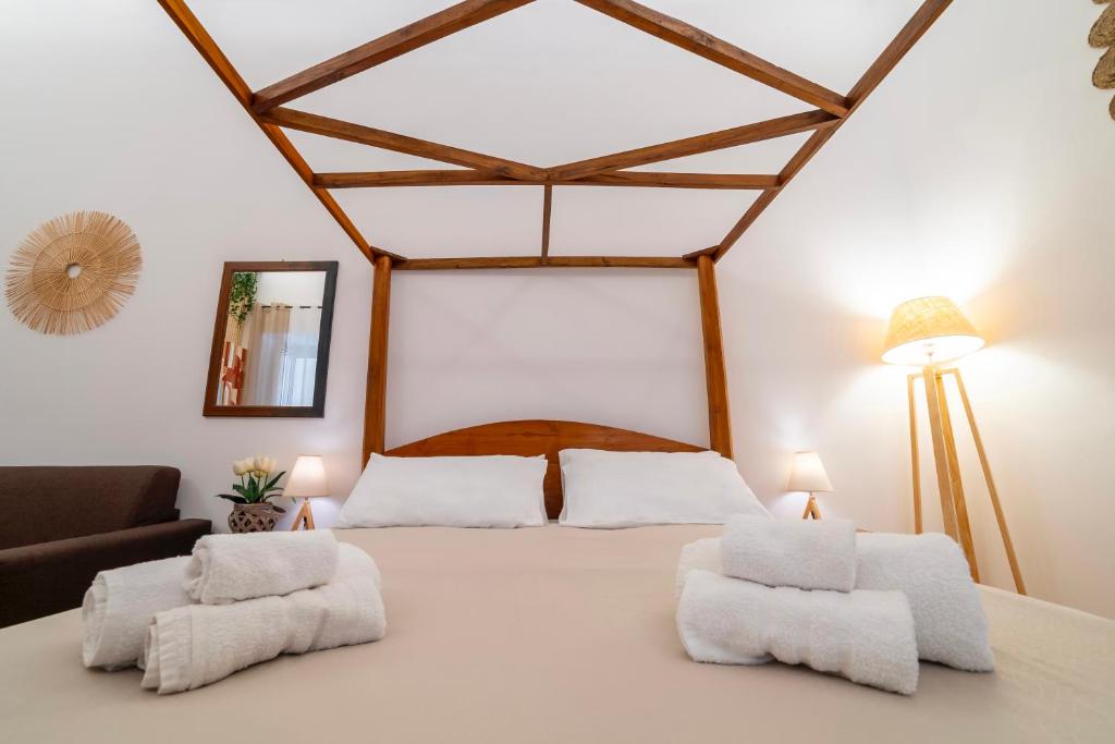 Natoli Apartments - 5