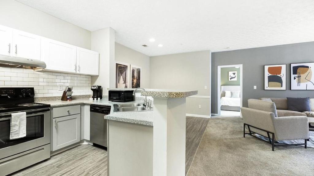 Landing Modern Apartment with Amazing Amenities (ID4762X60), Lithia