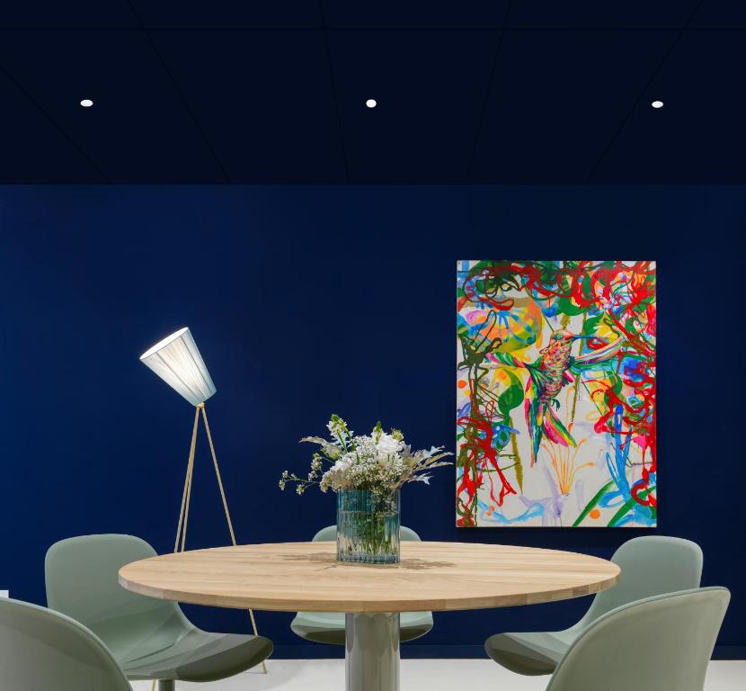 Hotel Eastside (free parking garage) - Resim 18