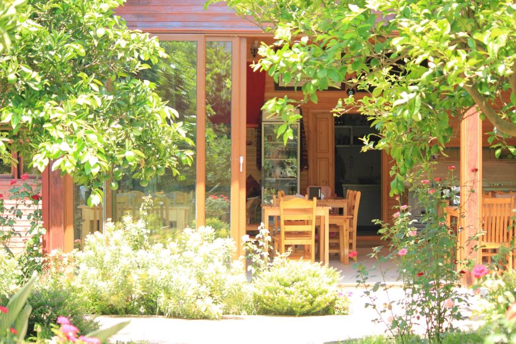 Zahrada ubytování Mercan Bungalow