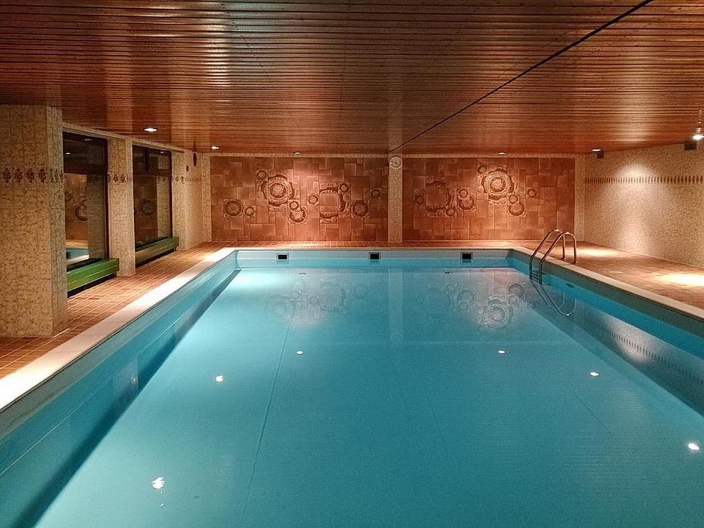 Bazén v ubytování Am Kardohr 3 Am Kardohr 3 Beachway Appartement 12 nebo v jeho okolí