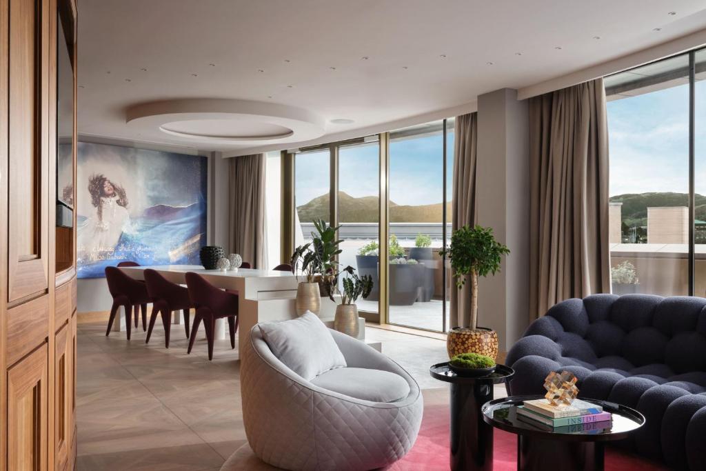 W Edinburgh - Resim 35