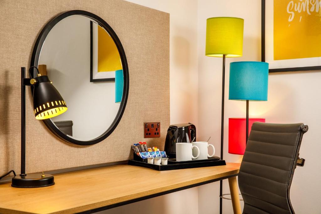 Holiday Inn Milton Keynes Central, an IHG Hotel - 