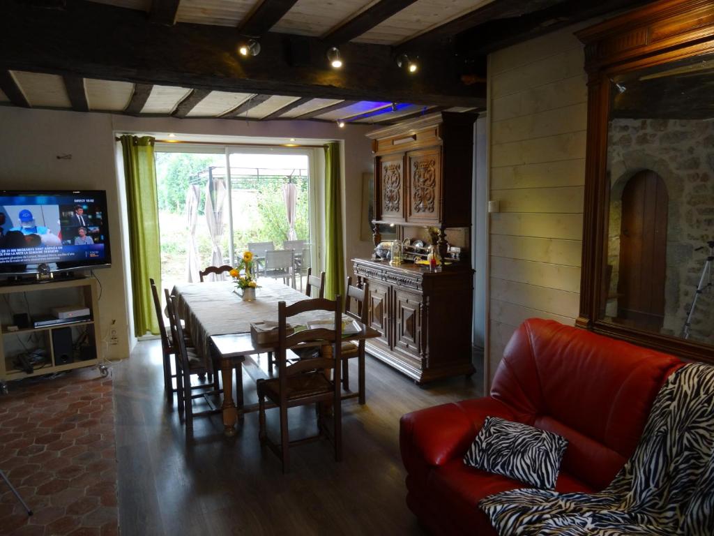 Kuchyň nebo kuchyňský kout v ubytování Datcha Bourguignonne, Chambres & Gîte