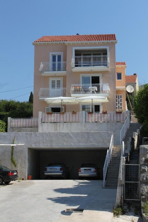 Fotografia z galérie ubytovania Apartments with a parking space Mlini, Dubrovnik - 9105 v Mlini