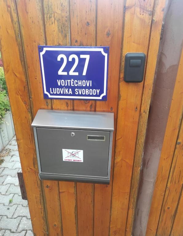 Majutusasutuses Apartmánová chata Sečanda s bazénem, u Sečské přehrady olev sertifikaat, autasu, silt või muu dokument